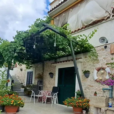 Vintage Dalmatia Apartment